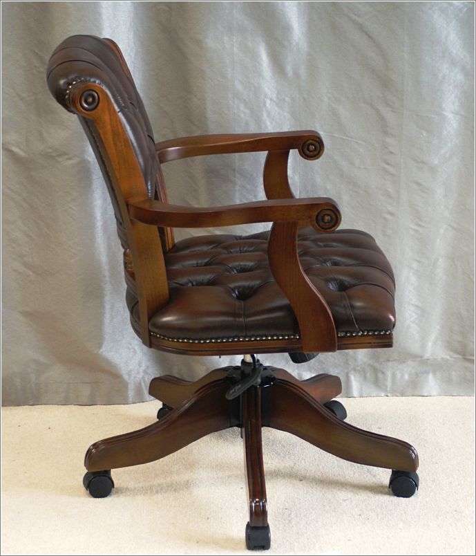 9045 Viscount Chair in Oak and Brown Leather (2)